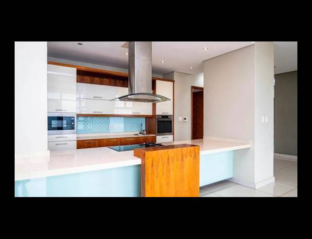 3 BEDROOM APARTMENT FOR SALE IN UMHLANGA RIDGE